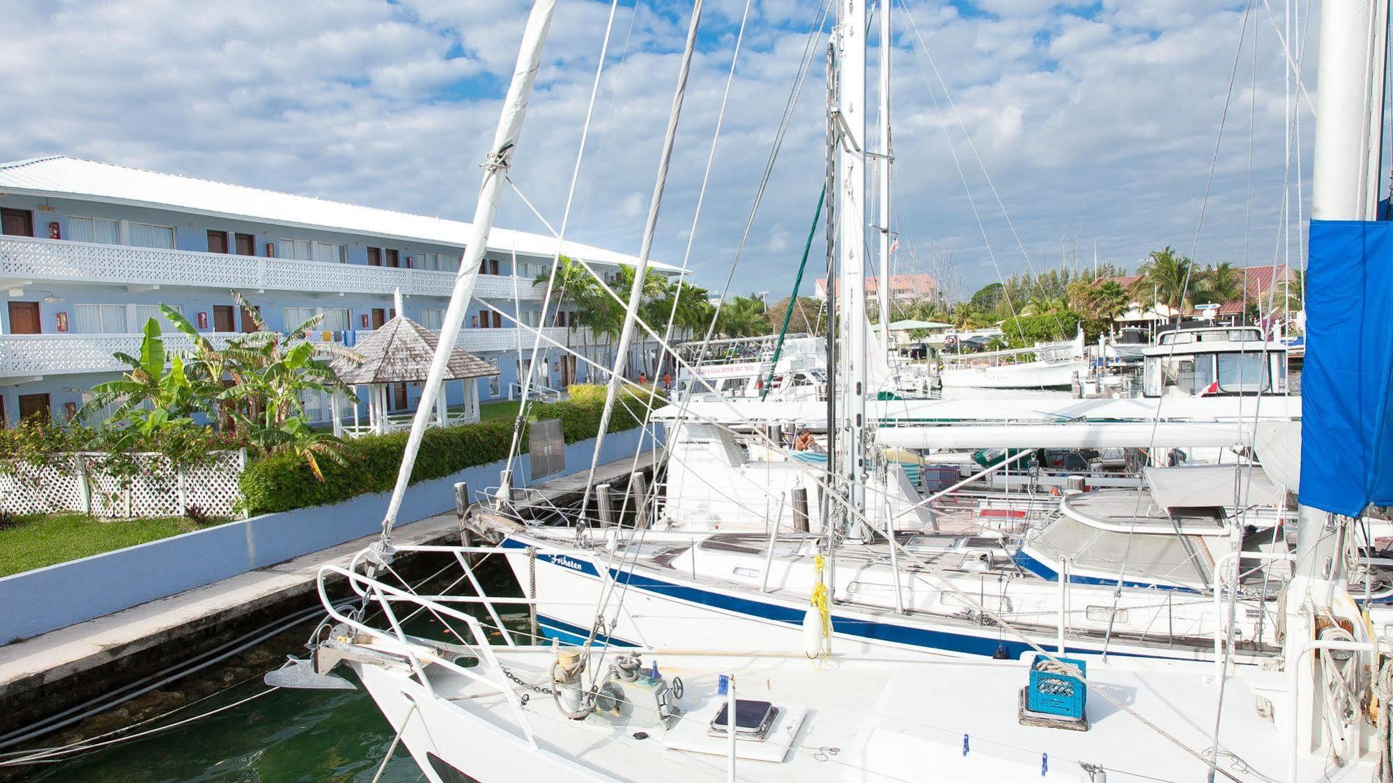 Flamingo Bay Hotel & Marina Фрипорт-Сити Экстерьер фото