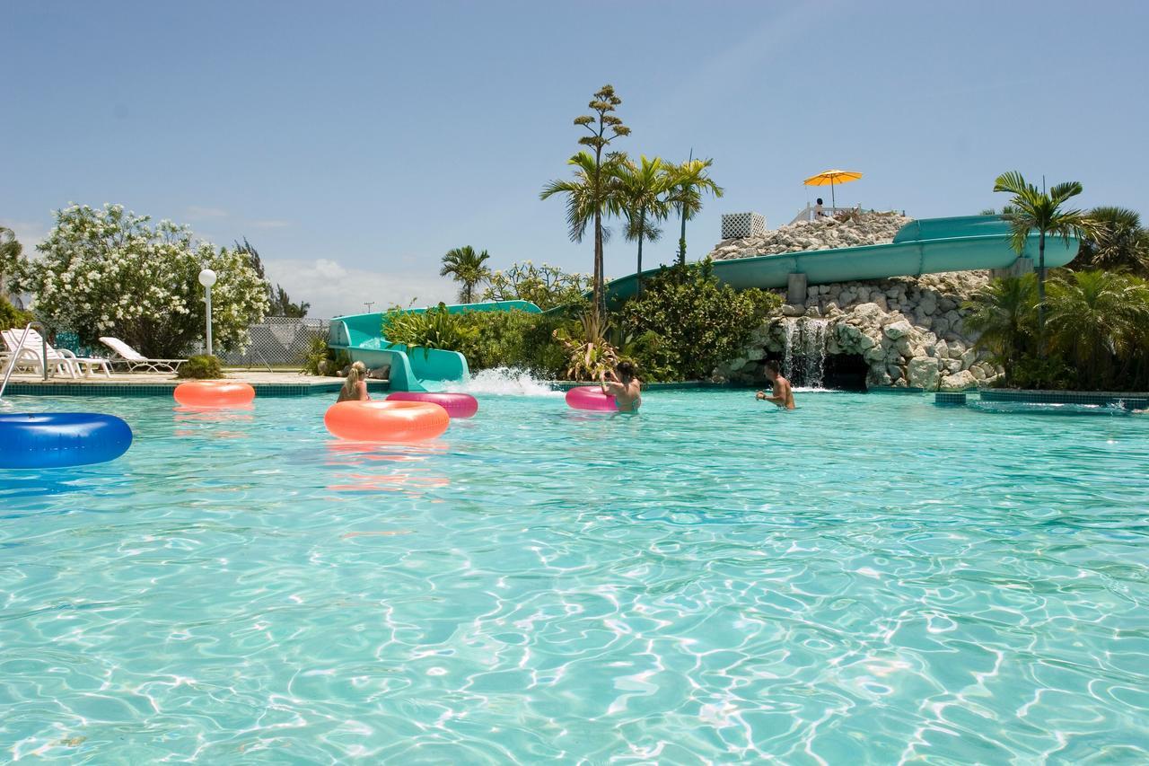Flamingo Bay Hotel & Marina Фрипорт-Сити Экстерьер фото